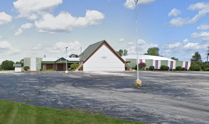 Candlelite Bowling (Holiday Bowl) - 2021 Street View (newer photo)